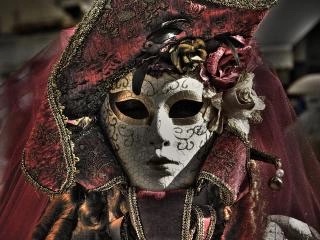 Alexandra Mazet met son expérience au service de votre entreprise